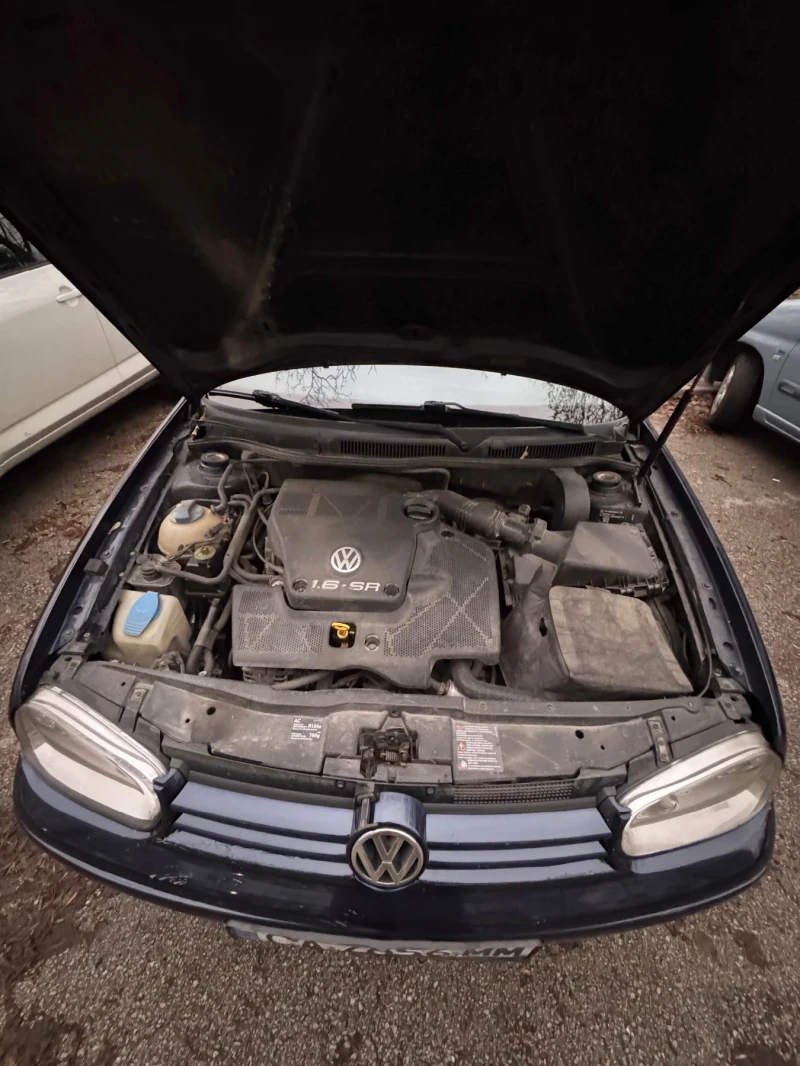 VW Golf 1.6 SR, снимка 16 - Автомобили и джипове - 48198803