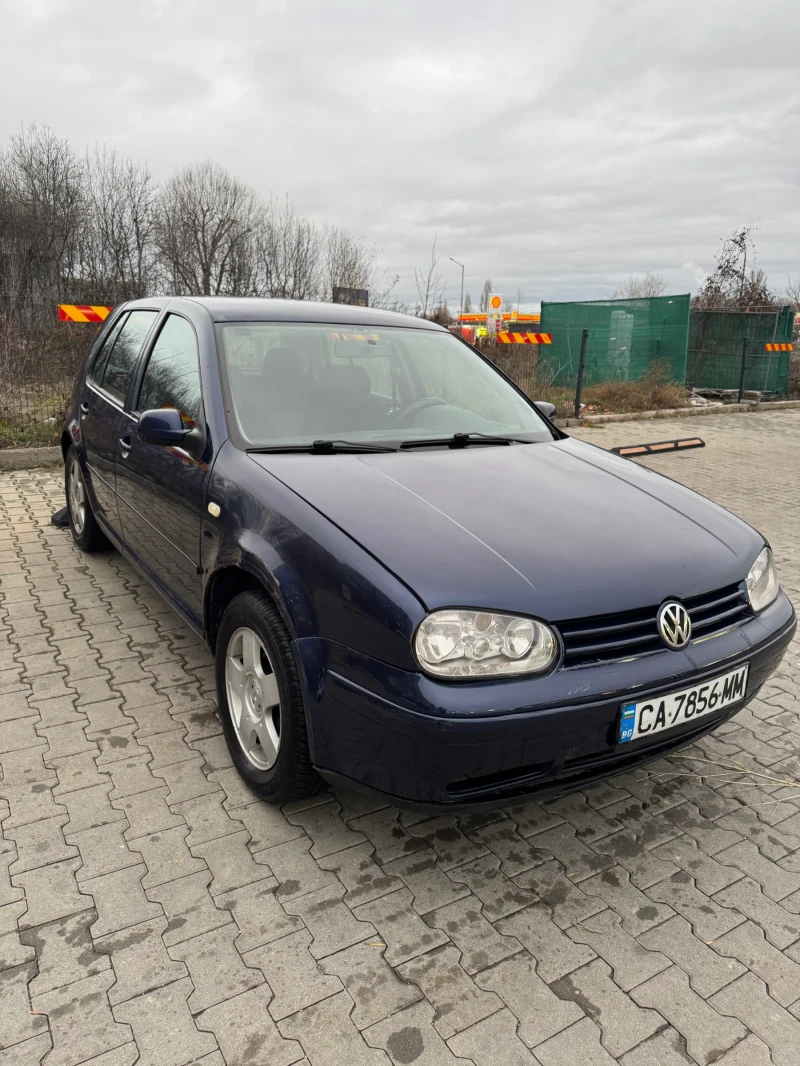 VW Golf 1.6 SR, снимка 1 - Автомобили и джипове - 48198803