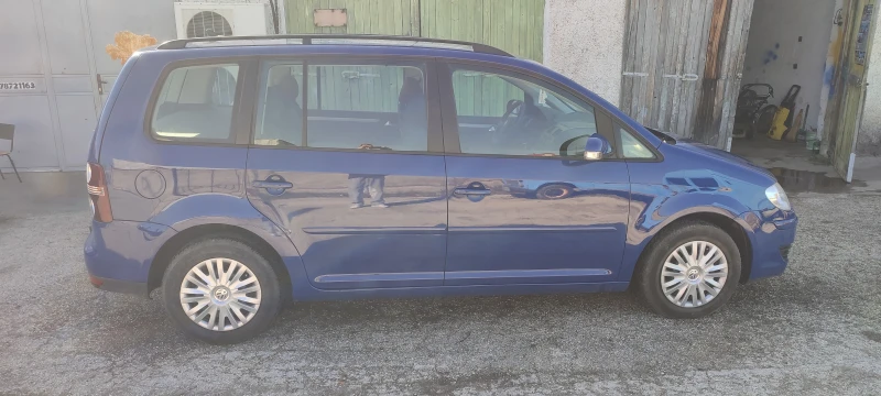 VW Touran 1.6, снимка 6 - Автомобили и джипове - 52412117
