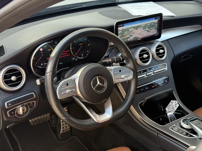 Mercedes-Benz C 300 AMG-LINE/245HP/PANO/MEMO/BURM/CAM/LED/NAVI/270g, снимка 8 - Автомобили и джипове - 51593809