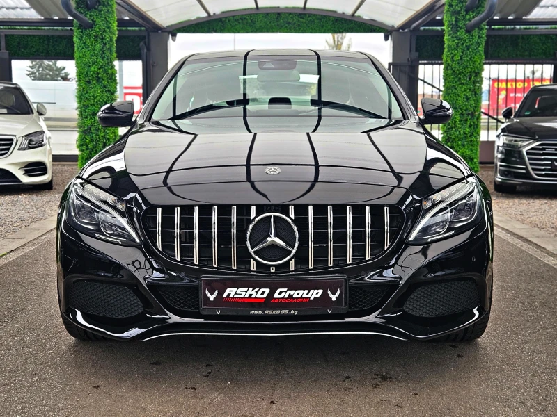 Mercedes-Benz C 220 AMG/9G/GERMANY/CAMERA/AMBIENT/FULL LED/AUTO H/LIZI, снимка 2 - Автомобили и джипове - 52308287