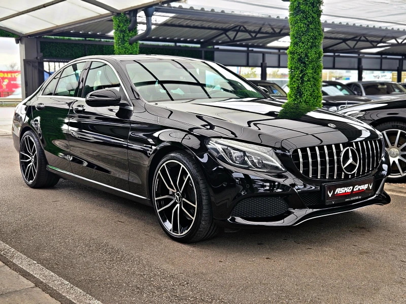 Mercedes-Benz C 220 AMG/9G/GERMANY/CAMERA/AMBIENT/FULL LED/AUTO H/LIZI, снимка 3 - Автомобили и джипове - 52308287