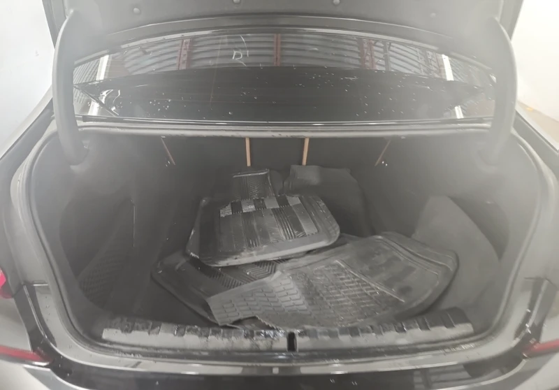 BMW 330 XDRIVE, снимка 12 - Автомобили и джипове - 52749879