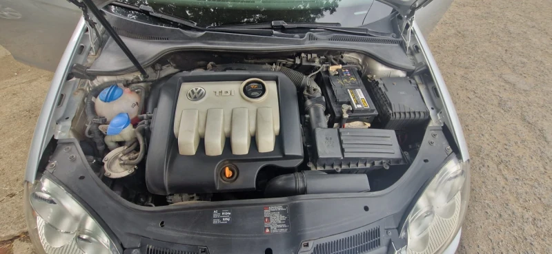 VW Jetta TD?, снимка 7 - Автомобили и джипове - 52429832