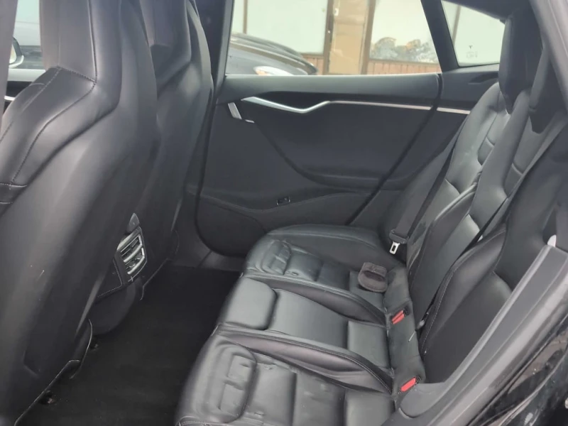 Tesla Model S * 4dr Sdn AWD * CARFAX * БЕЗ ПЪРВОНАЧАЛНА ВНОСКА, снимка 12 - Автомобили и джипове - 52904981