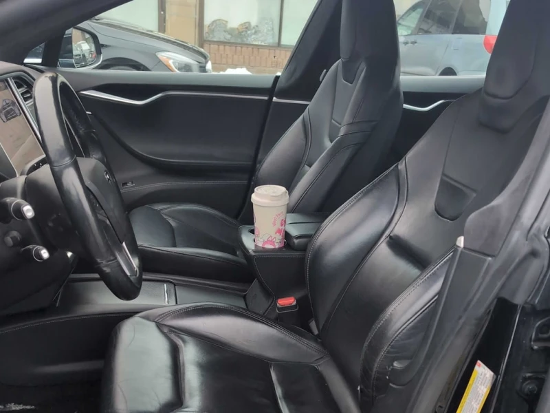 Tesla Model S * 4dr Sdn AWD * CARFAX * БЕЗ ПЪРВОНАЧАЛНА ВНОСКА, снимка 15 - Автомобили и джипове - 52904981