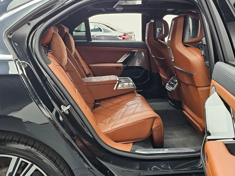 BMW 750 750e xDrive M Sport| 489�.�. | Mobile.bg � ����������� 11