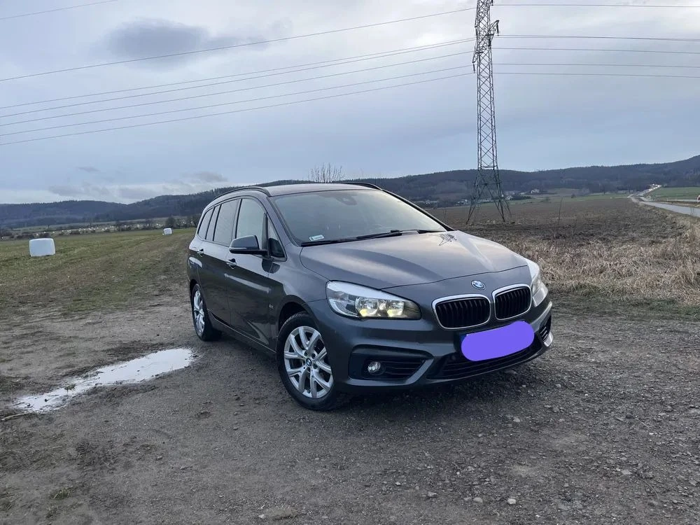 BMW 218 60хил.км/navi, снимка 1