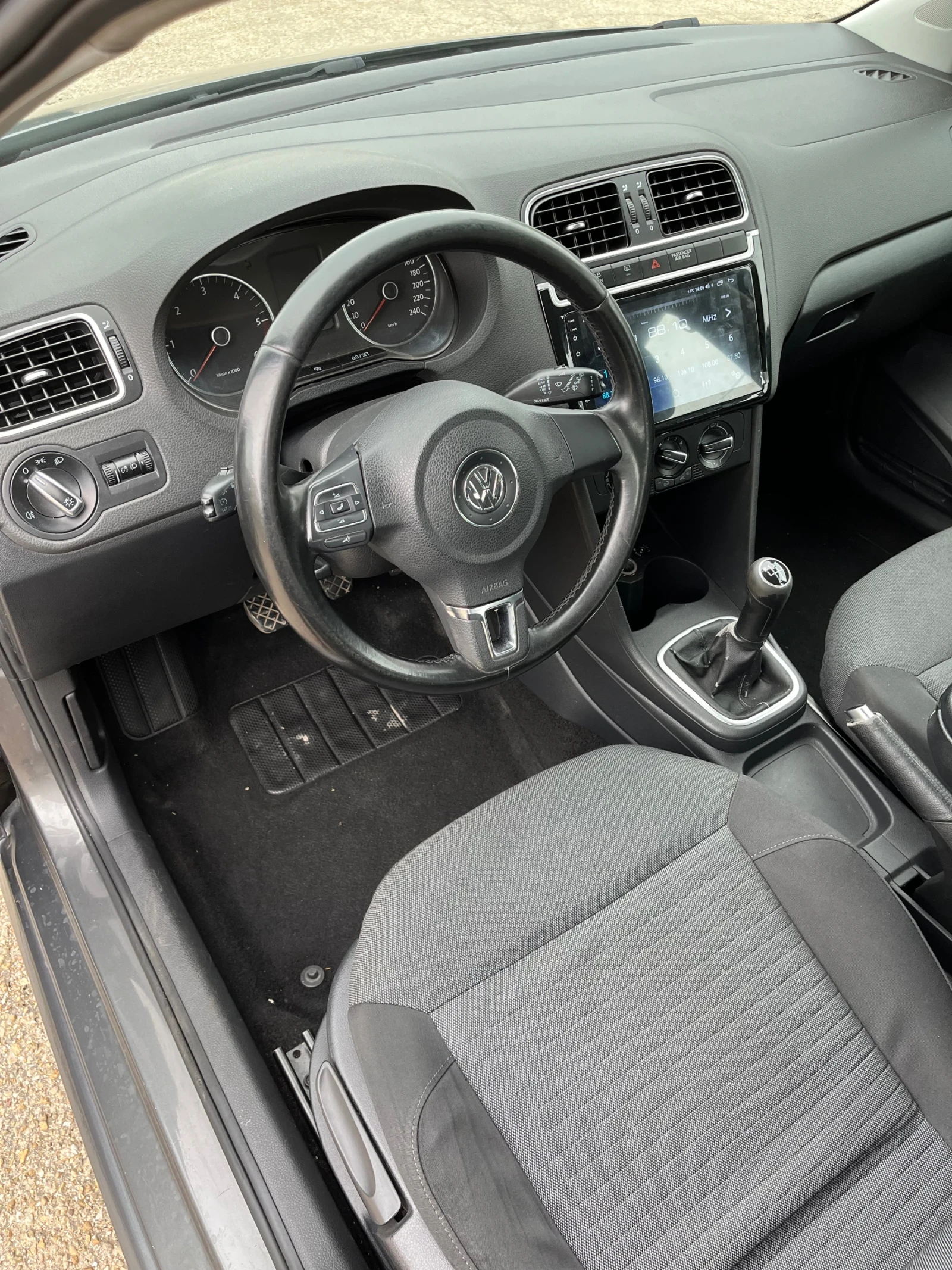 VW Polo 1.6 TDI 90 kc. - изображение 10