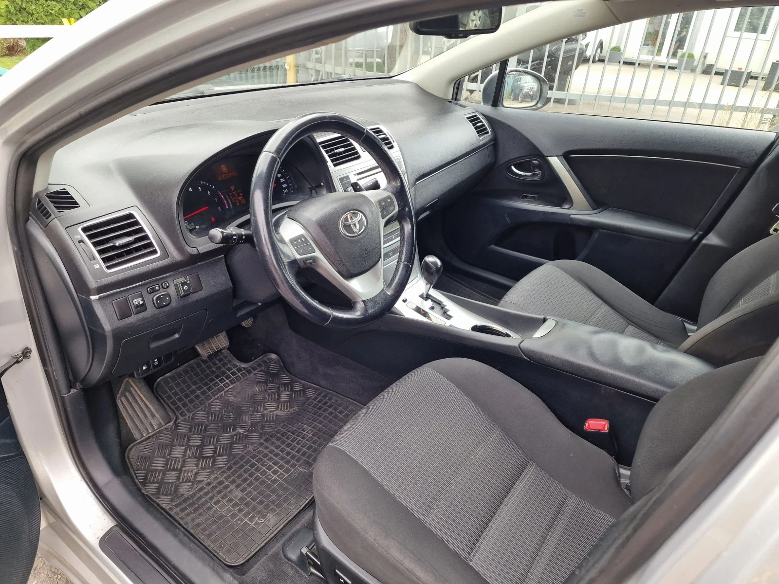 Toyota Avensis 1.8VVTI LPG  - изображение 7