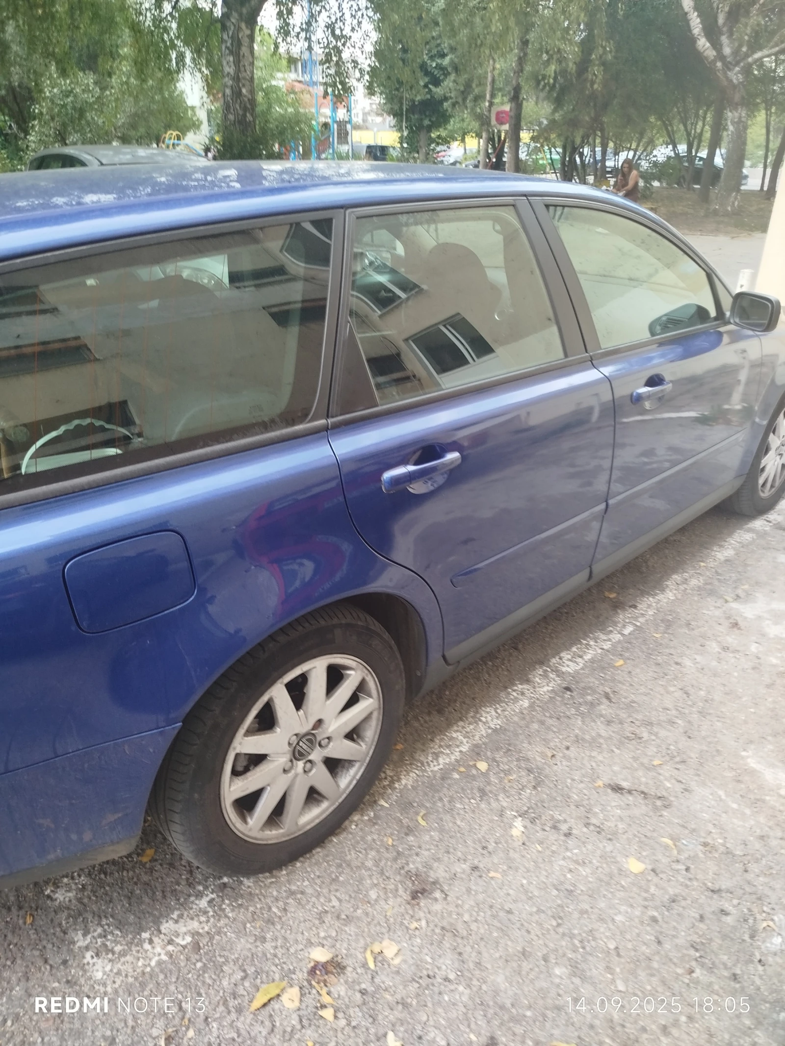 Volvo V50  - изображение 3
