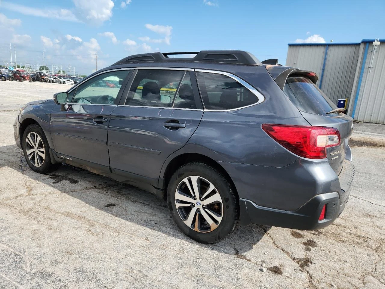 Subaru Outback 3.6R AWD автоматик - изображение 2