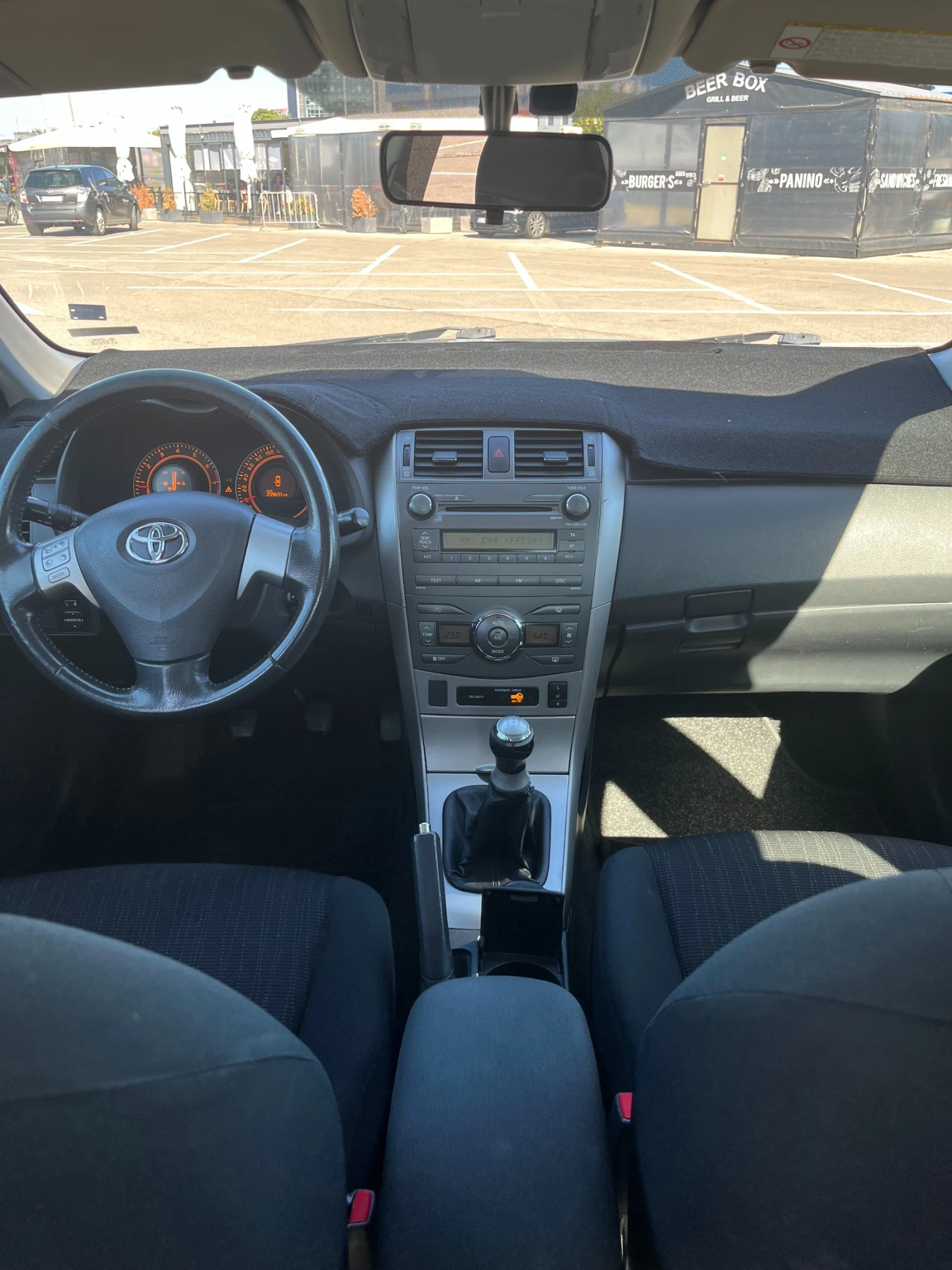 Toyota Corolla  - изображение 9