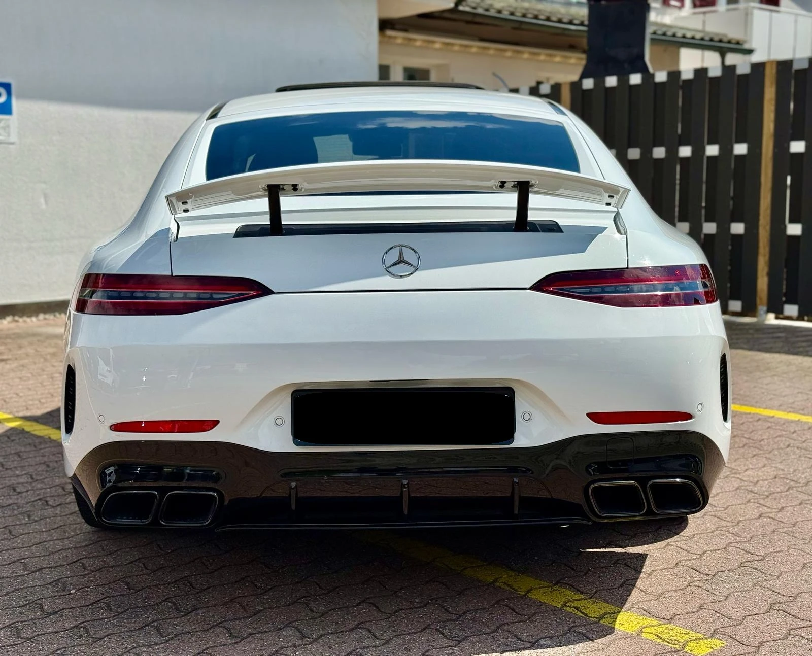 Mercedes-Benz AMG GT 4-Door Coupe 63 V8 4MATIC+  - изображение 5