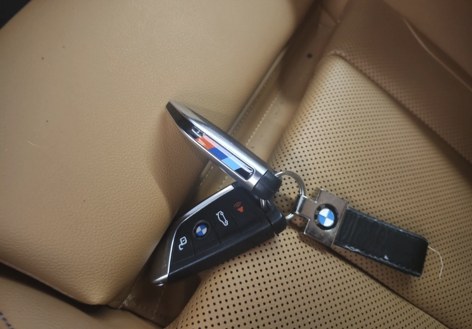 BMW 330 XDRIVE | Mobile.bg   13