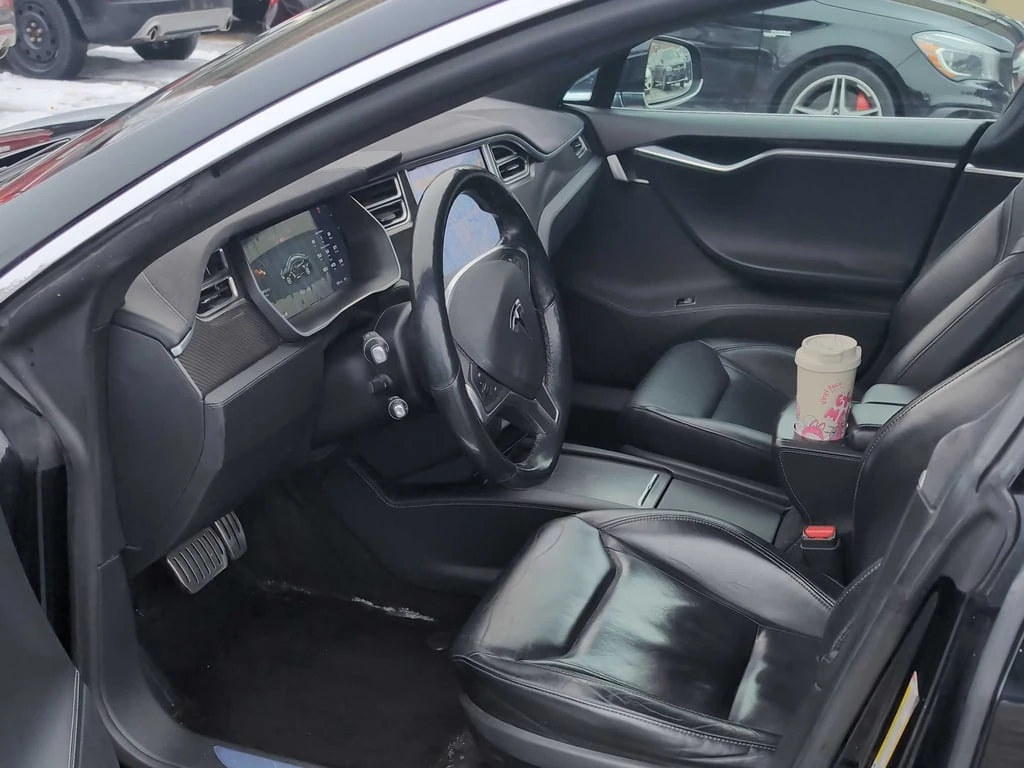 Tesla Model S * 4dr Sdn AWD * CARFAX * БЕЗ ПЪРВОНАЧАЛНА ВНОСКА - изображение 5