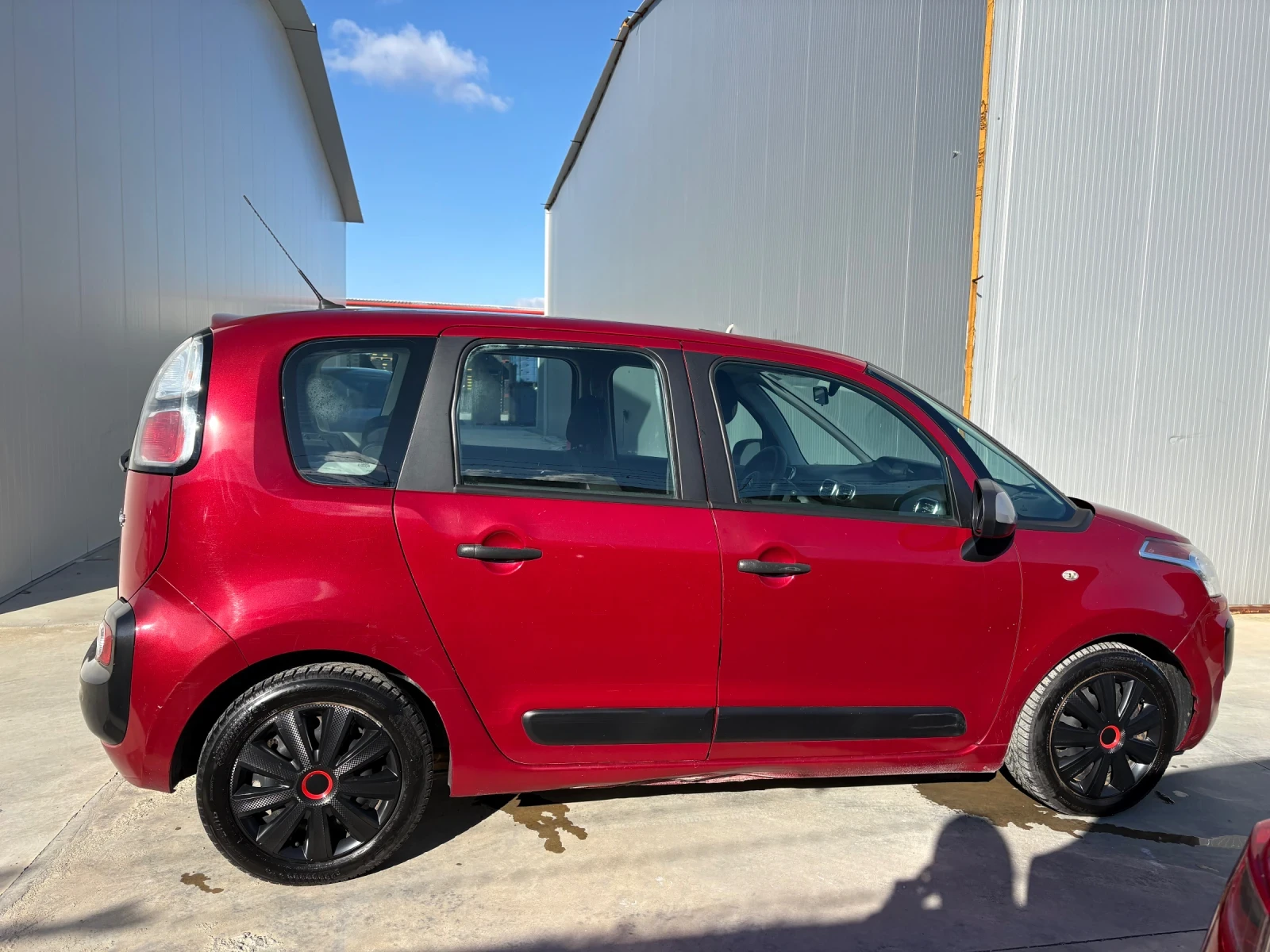 Citroen C4 Picasso 1.6 HDI 90кс EURO5 - изображение 7