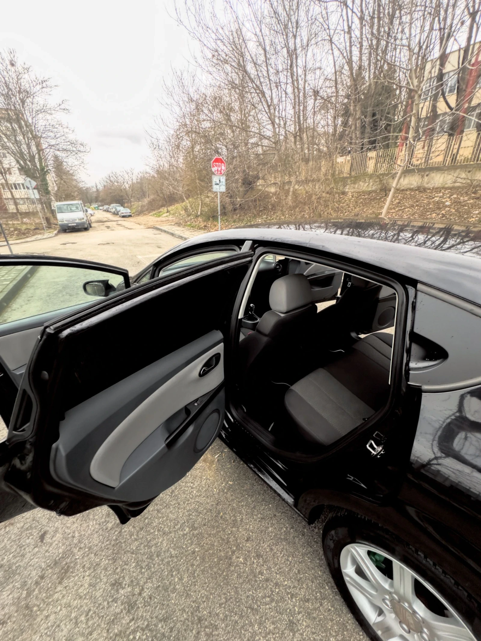 Seat Leon, снимка 12 - Автомобили и джипове - 53939734