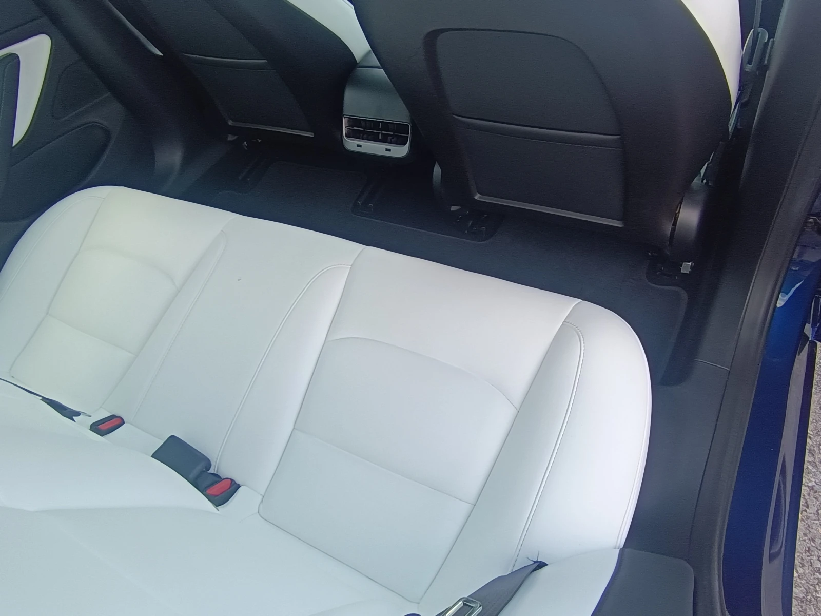 Tesla Model 3 DUAL MOTOR LONG RANGE AWD, снимка 12 - Автомобили и джипове - 54838561