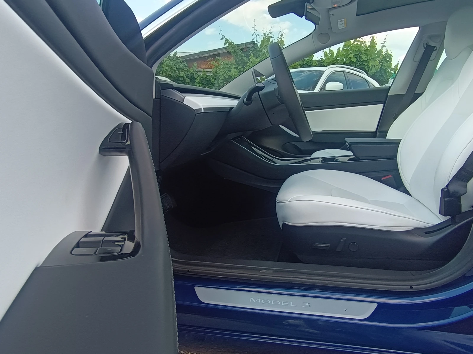Tesla Model 3 DUAL MOTOR LONG RANGE AWD, снимка 6 - Автомобили и джипове - 54838561