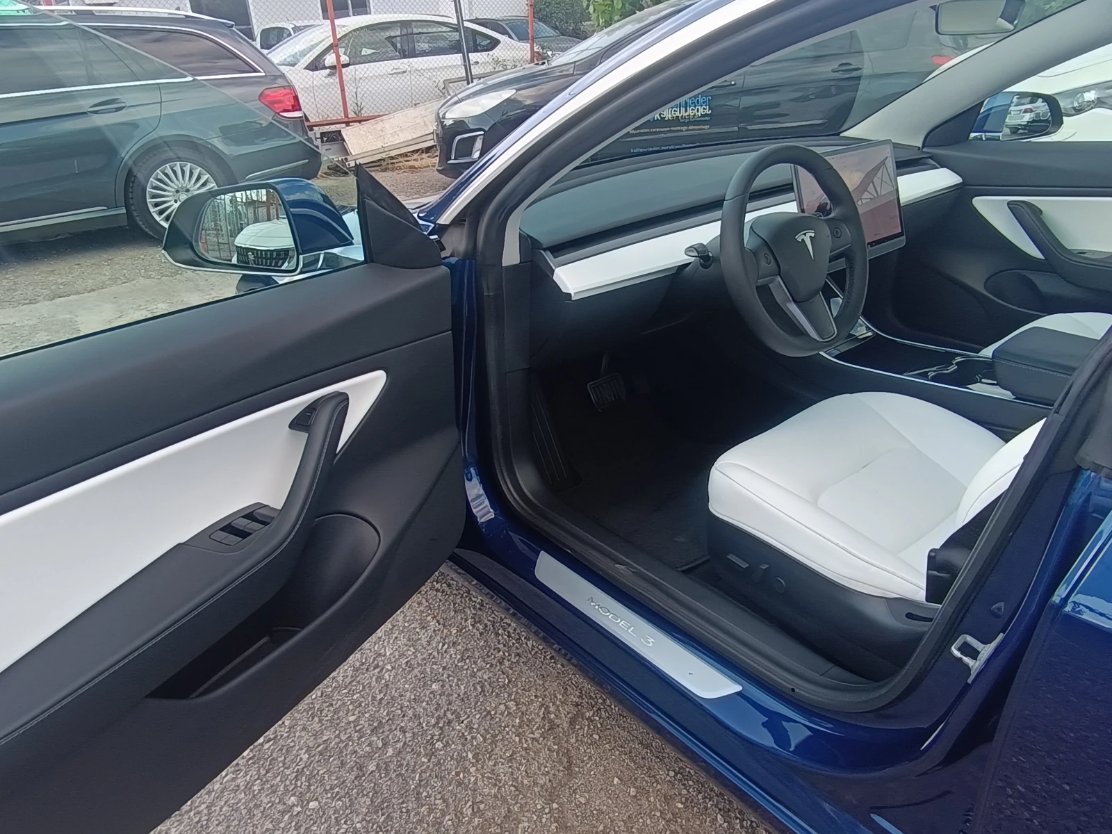 Tesla Model 3 DUAL MOTOR LONG RANGE AWD, снимка 5 - Автомобили и джипове - 54838561