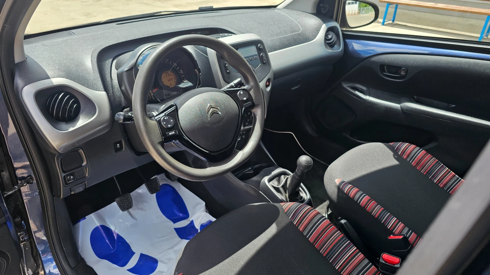 Citroen C1 1.0 Euro6, снимка 6 - Автомобили и джипове - 54896479