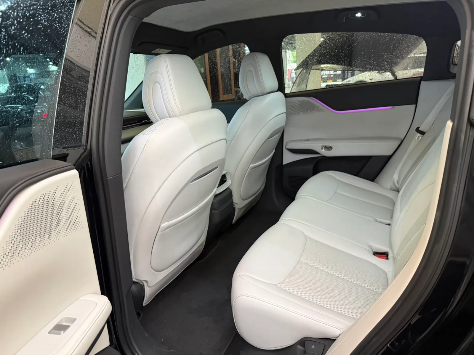 Xpeng G6 2025 RWD 68.5 kWh, снимка 8 - Автомобили и джипове - 54968721