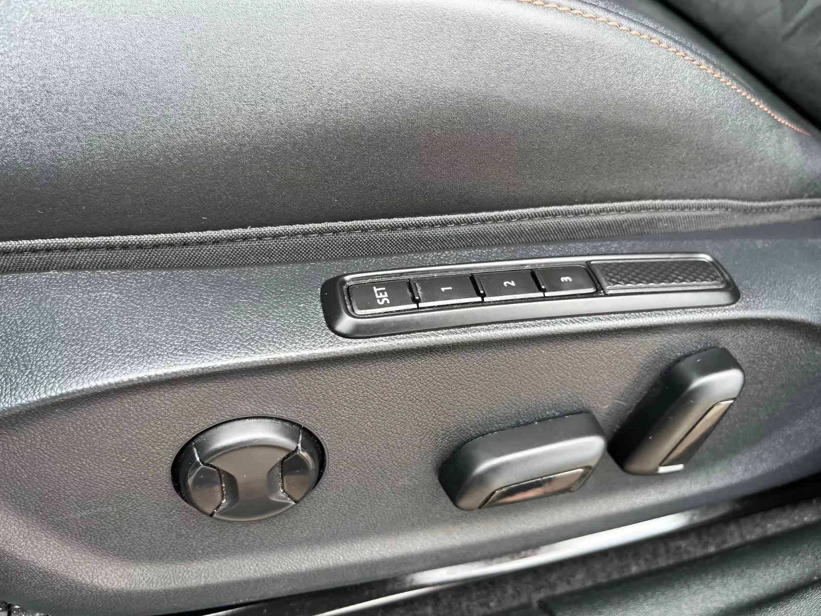 Cupra Terramar 1.5eTSI/150HP/MEMO/360/HUD/NAVI/KLESS/CPLAY/431q | Mobile.bg � ����������� 12