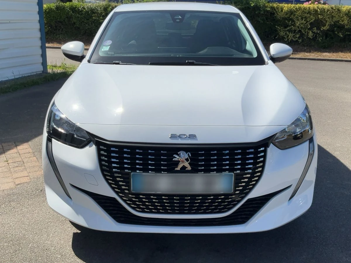 Peugeot 208 1.2 PureTech Active, снимка 2 - Автомобили и джипове - 55277232