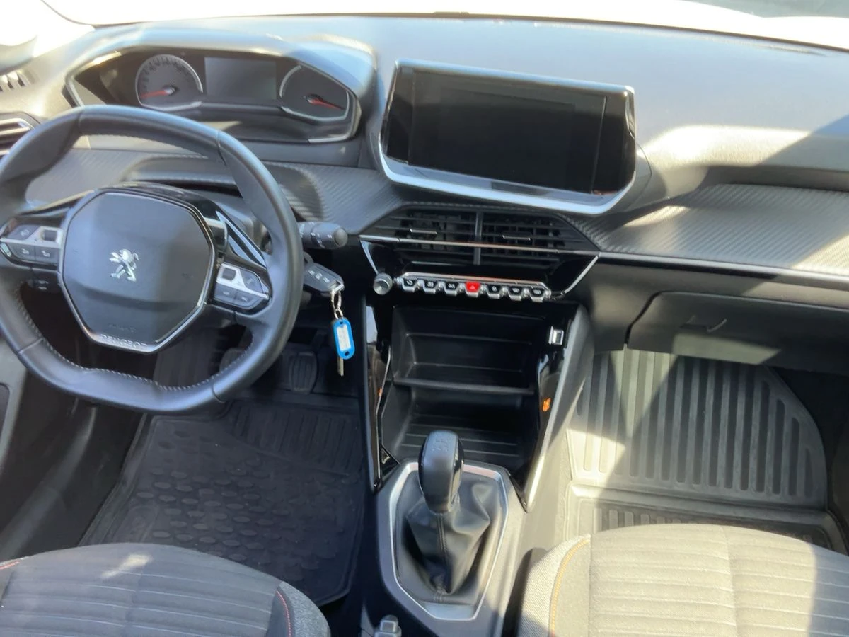 Peugeot 208 1.2 PureTech Active, снимка 9 - Автомобили и джипове - 55277232