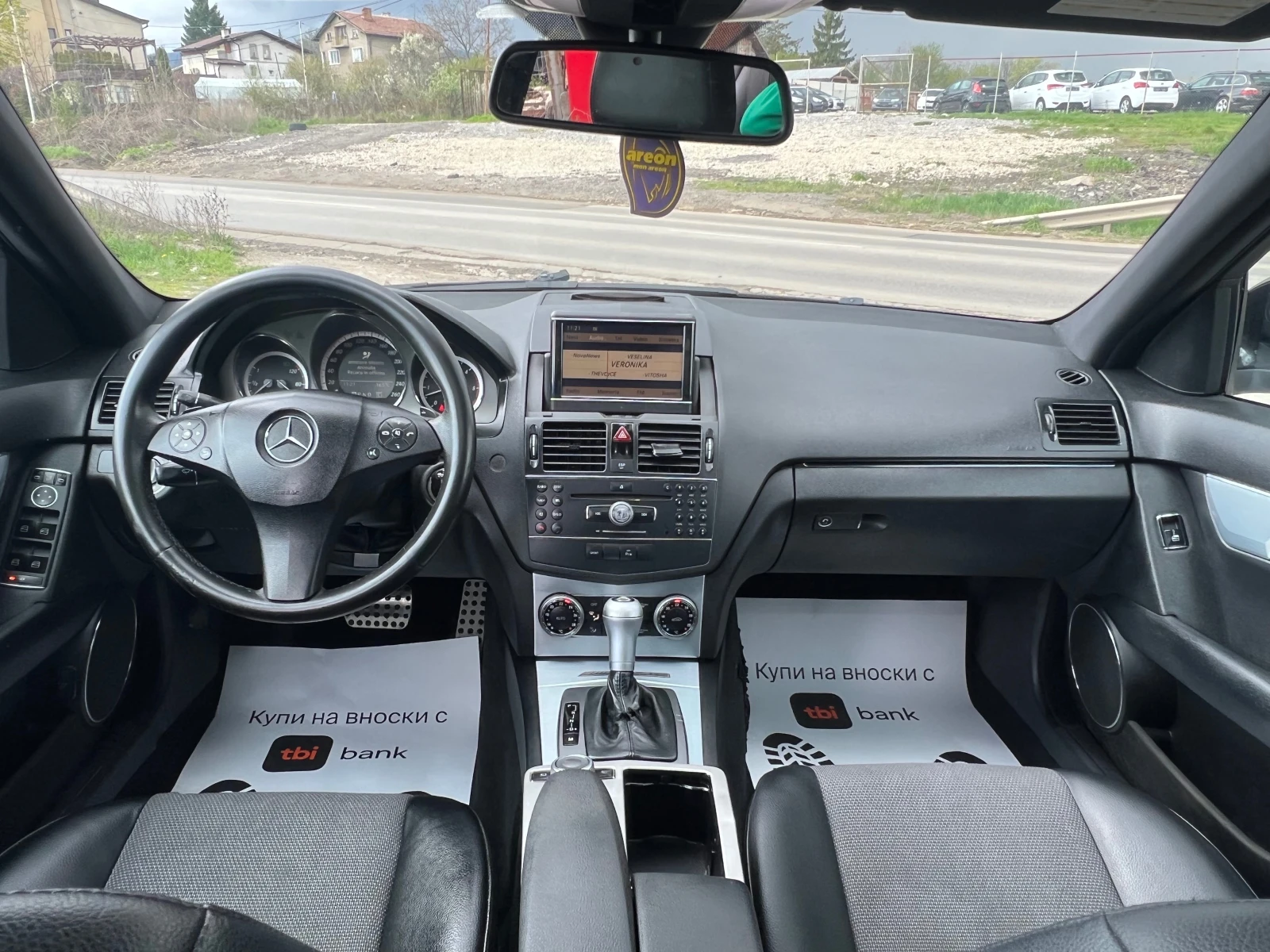Mercedes-Benz C 320, снимка 14 - Автомобили и джипове - 55501337