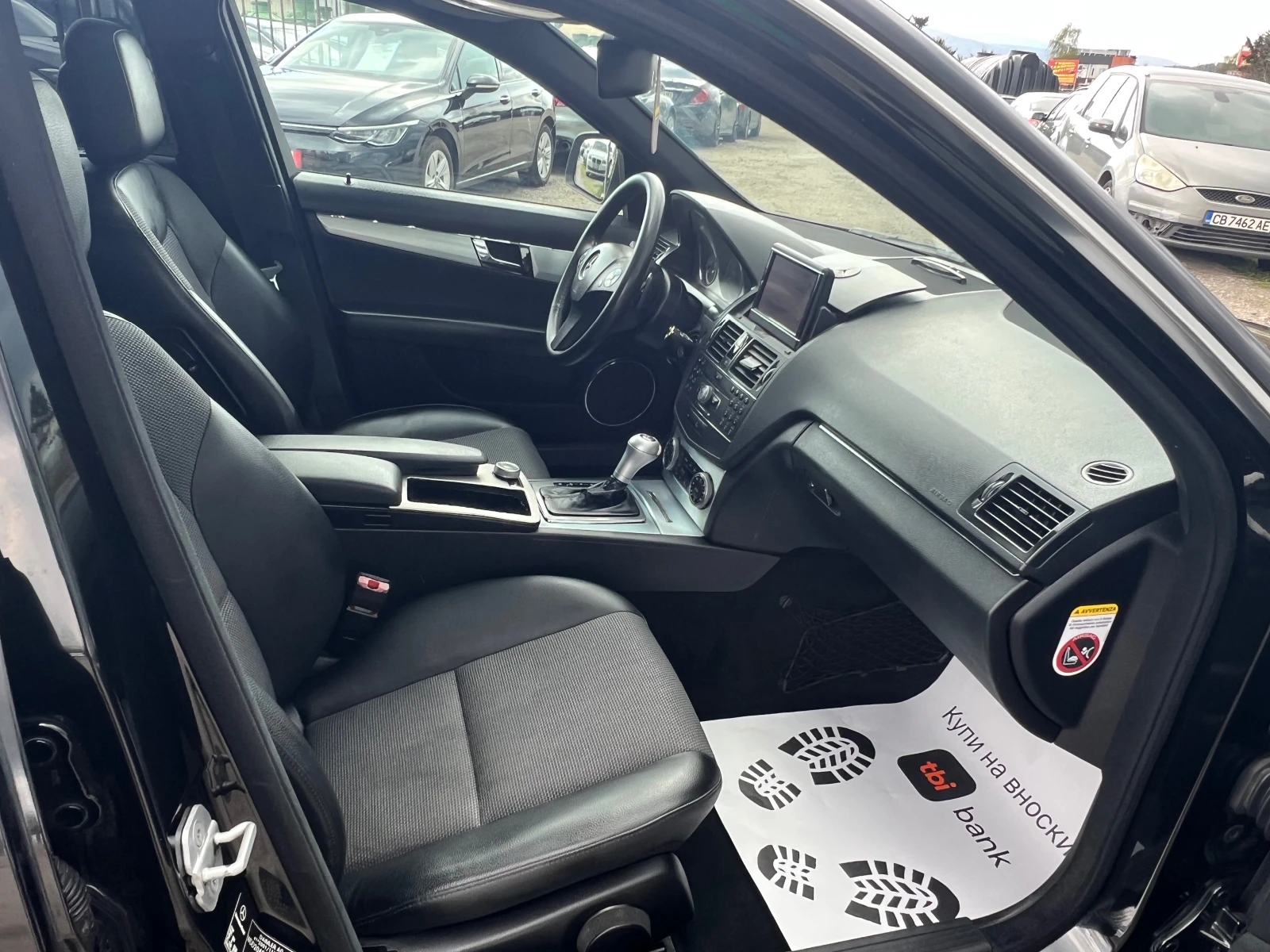 Mercedes-Benz C 320, снимка 17 - Автомобили и джипове - 55501337
