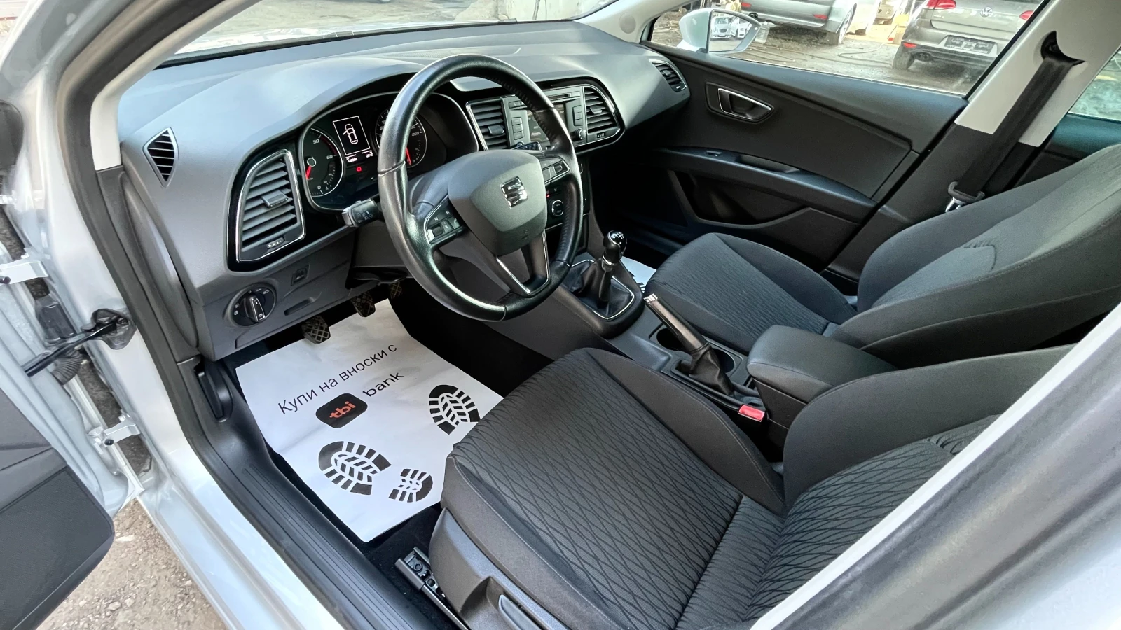 Seat Leon КАТО НОВ!!!, снимка 10 - Автомобили и джипове - 55621802