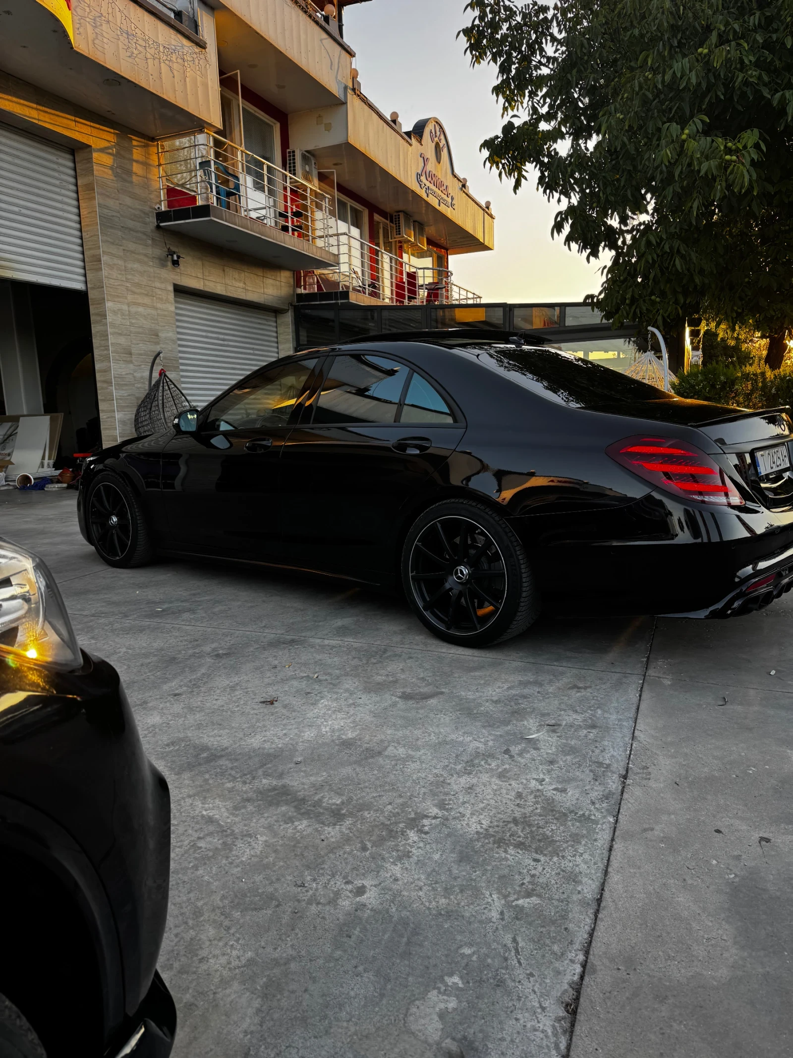 Mercedes-Benz S 500 S 500 4Matic AMG, снимка 8 - Автомобили и джипове - 55971698