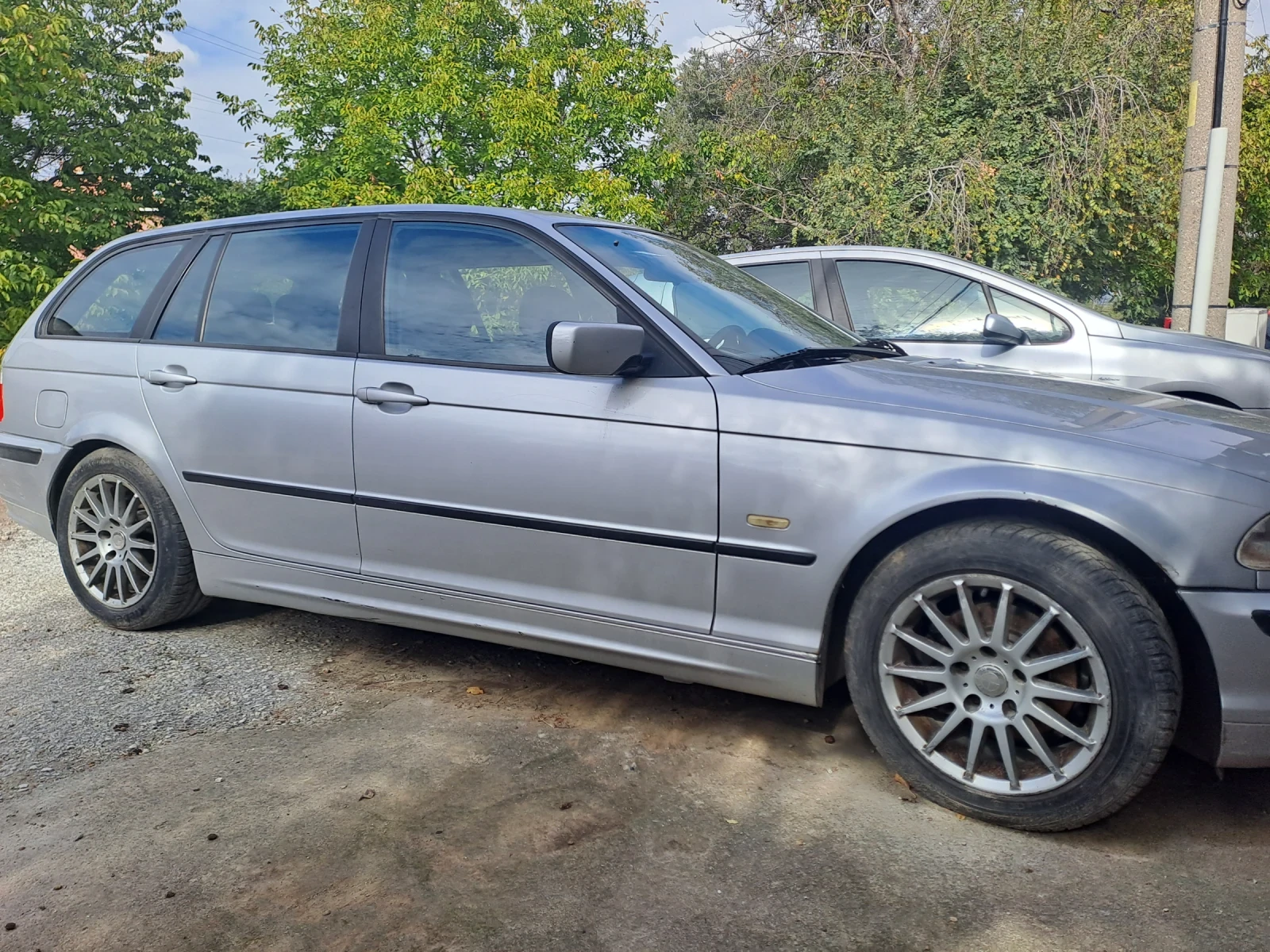 BMW 320, снимка 2 - Автомобили и джипове - 56555217