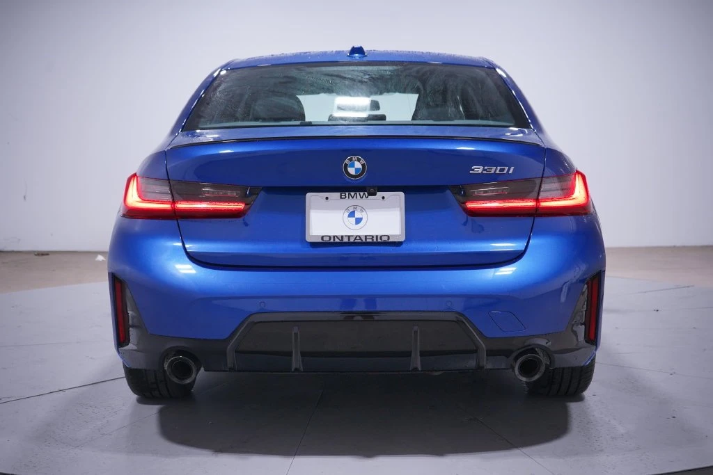 BMW 330 M-pkg| Full LED| �������| ����| Keyless| CarPlay | Mobile.bg � ����������� 4