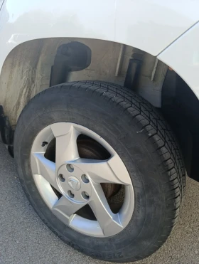 Dacia Duster 1.6, снимка 9