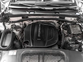 Porsche Macan * Accident Free| Canadian Vehicle| Carbon Fiber He, снимка 14