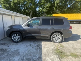 Toyota Land cruiser 200 4.5D V8, снимка 8