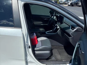 Toyota Rav4 Hybrid XSE | CARFAX | БЕЗ ИНЦИДЕНТИ , снимка 12