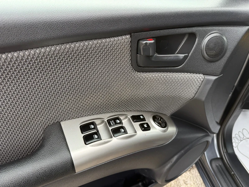 Kia Sportage 2.0i GPL, снимка 13 - Автомобили и джипове - 52495929