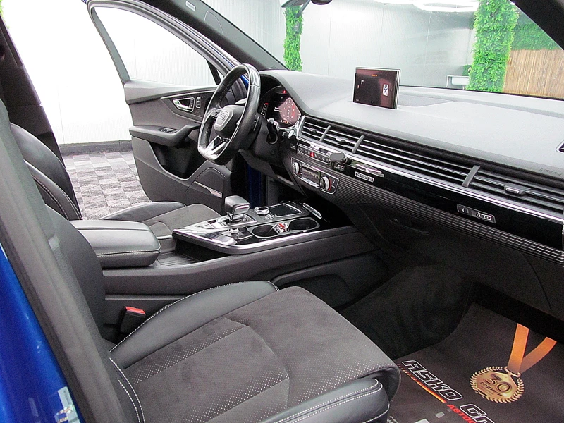 Audi Q7 S-line/KeylessGO/360-K/ВАКУМ ГЕРМАНИЯ ЛИЗИНГ, снимка 9 - Автомобили и джипове - 53431570