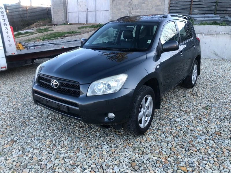 Toyota Rav4 2.2 136кс - изображение 2