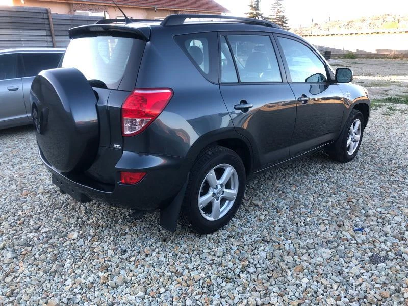 Toyota Rav4 2.2 136кс - изображение 6