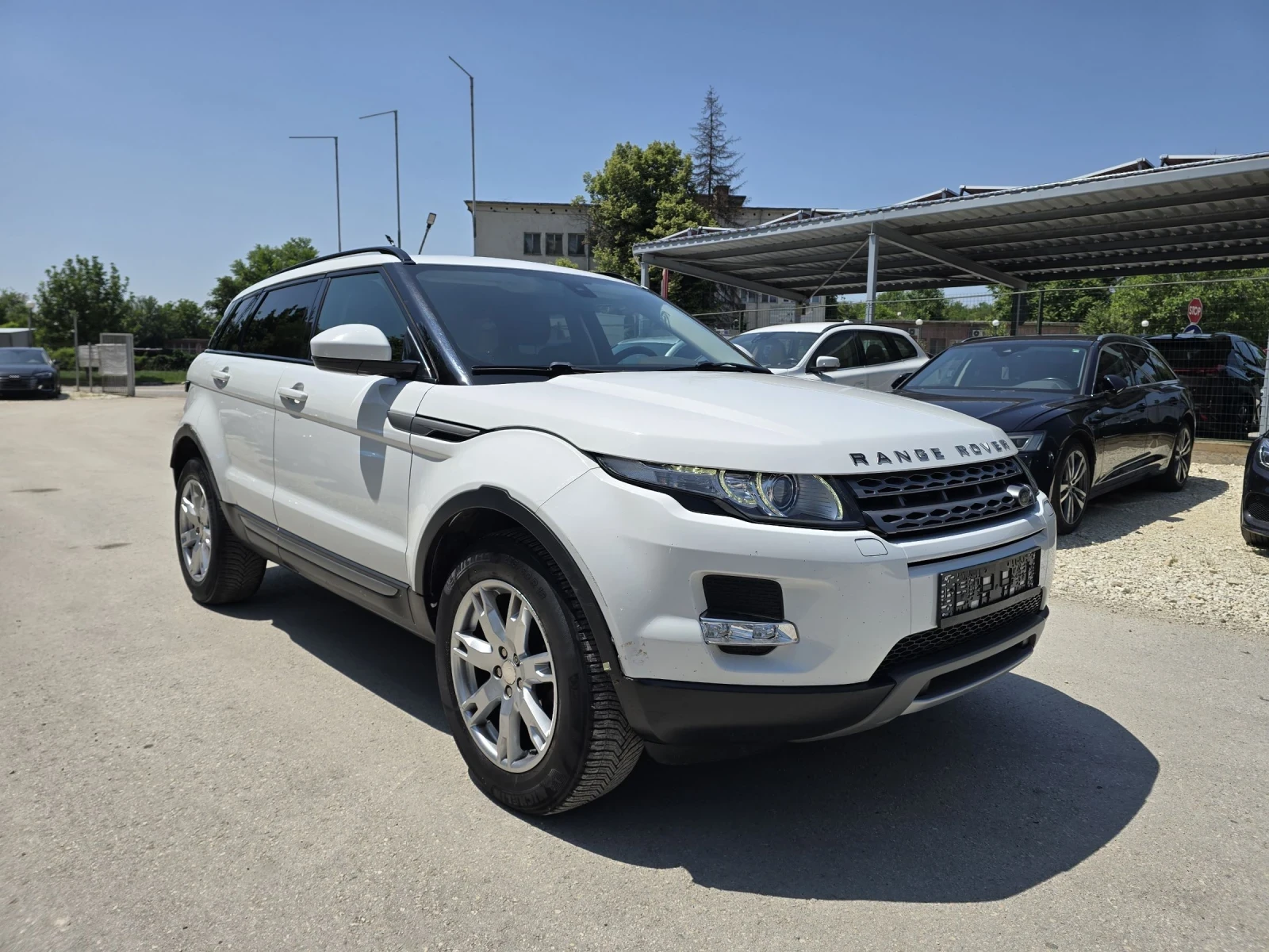 Land Rover Evoque 2.2 150к.с 4х4 - изображение 2