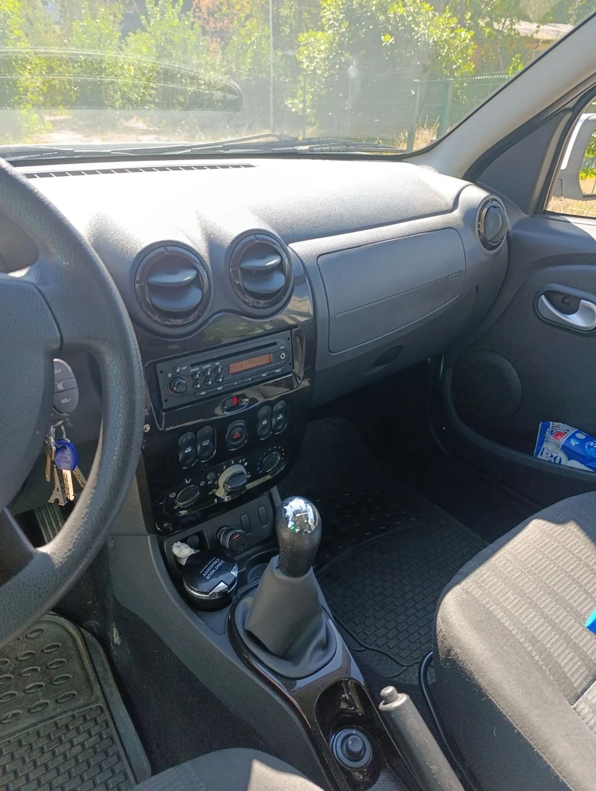 Dacia Duster 1.6 | Mobile.bg   12