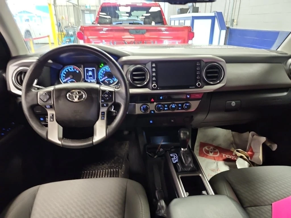 Toyota Tacoma * CREW CAB LONG BED * Oт TOYOTA дилър * CARFAX *  - изображение 5