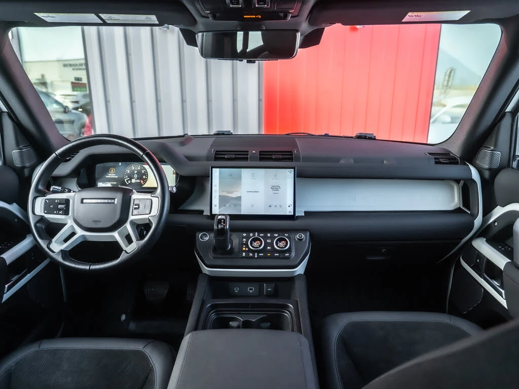 Land Rover Defender 110-X DYNAMIC SE AWD, снимка 9 - Автомобили и джипове - 53799985