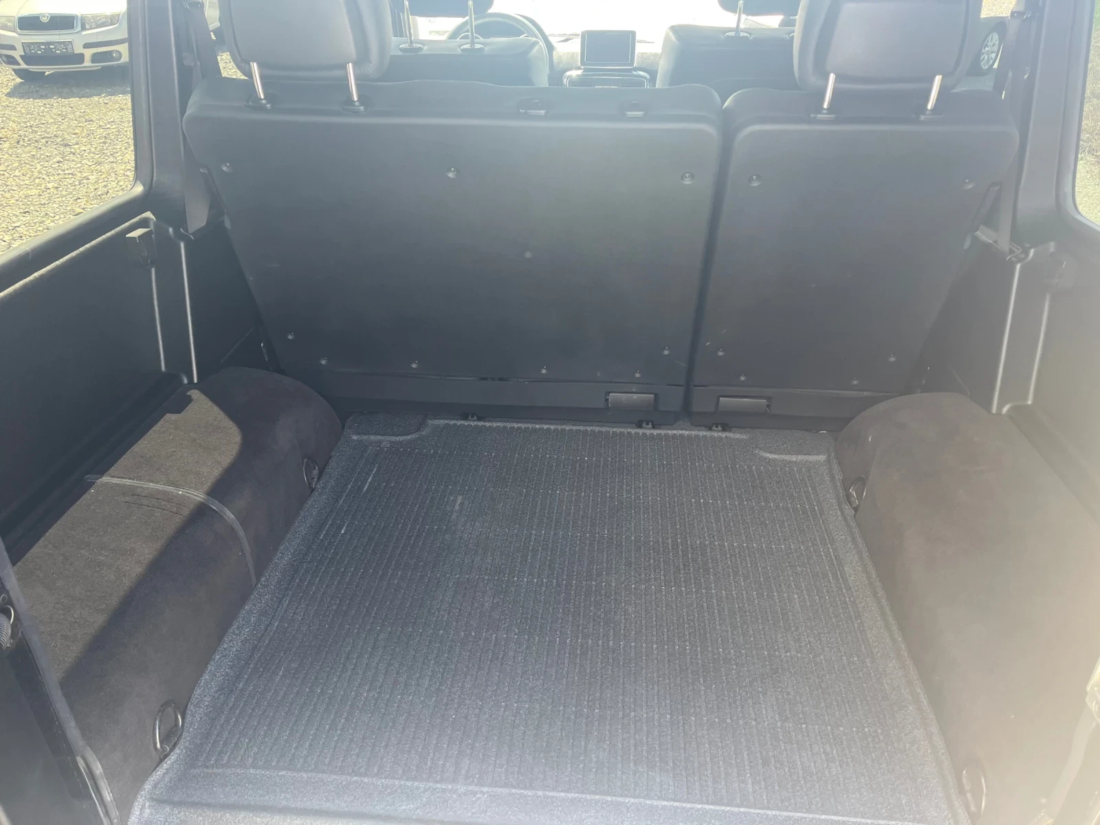 Mercedes-Benz G 350 3.5CDi 4 MATIK, снимка 14 - Автомобили и джипове - 54293579