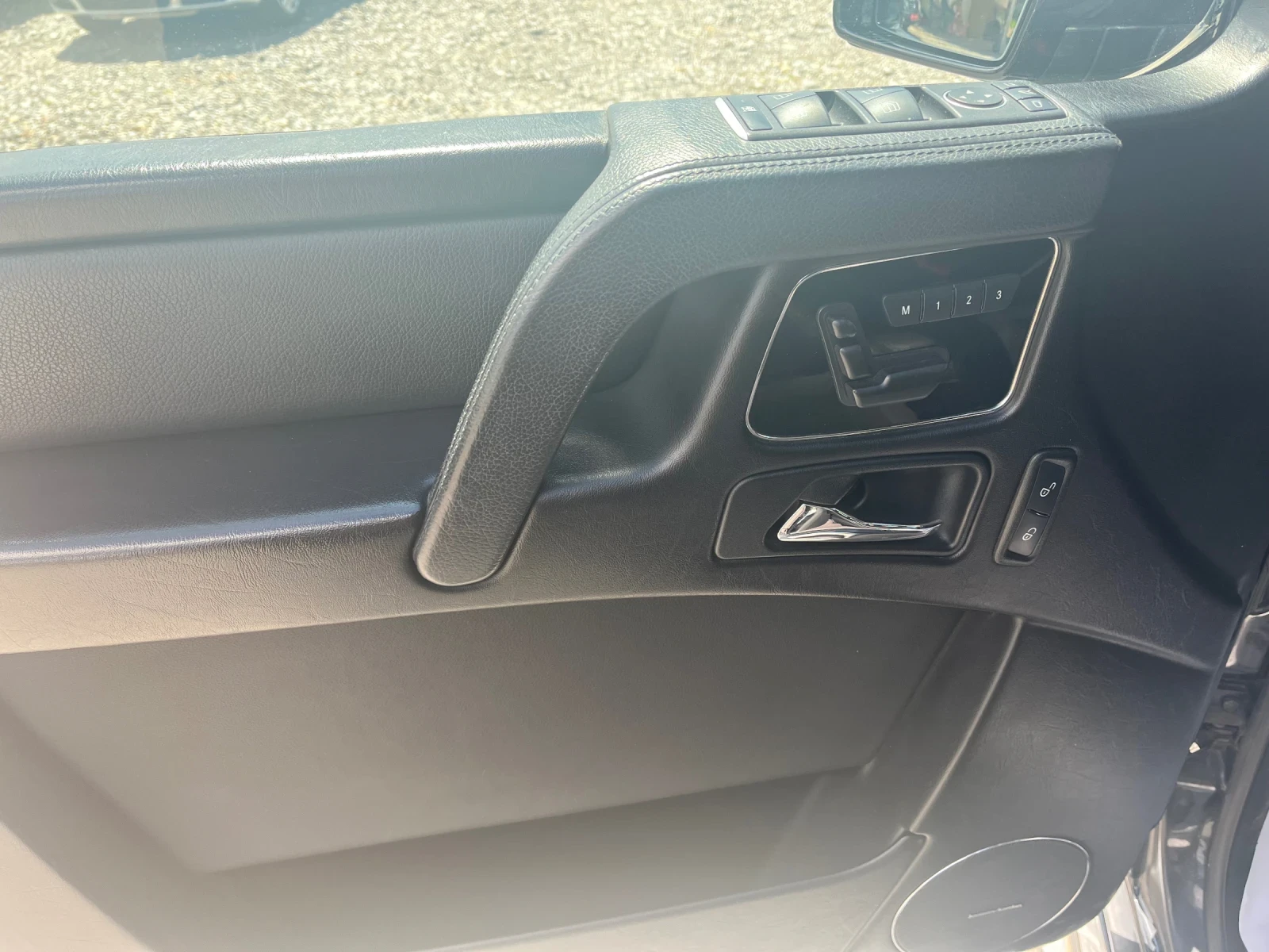 Mercedes-Benz G 350 3.5CDi 4 MATIK, снимка 10 - Автомобили и джипове - 54293579